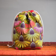 Load image into Gallery viewer, AUTUMN EQUINOX BAG - QUARTERLY YARN CLUB 2023